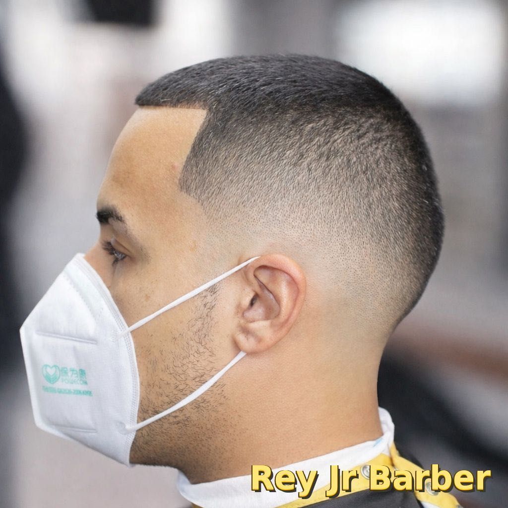 Beard trim and lineup at AVR Luxury Barbershop